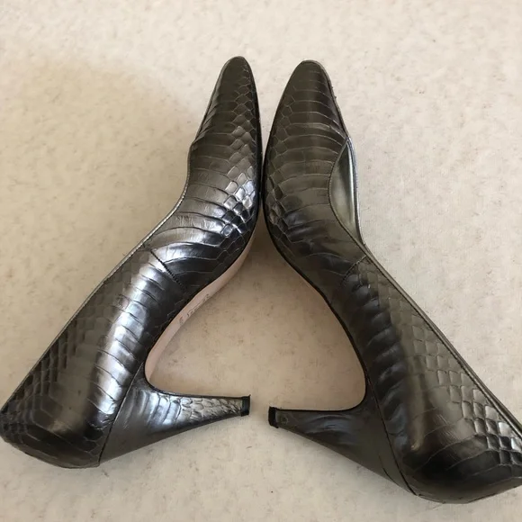 Maserati Vintage Bronze Snakeskin Pumps. Heels 3.5 Size 8.5.. Pointed Toe. - Picture 5 of 9